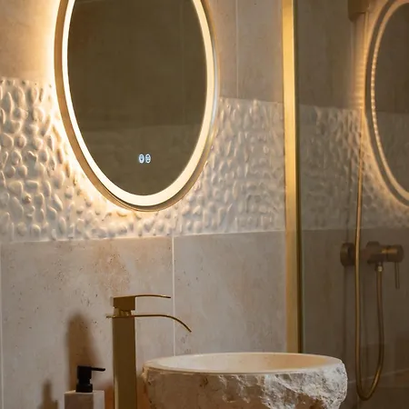 Appartamento Confort ! Balnéo, Sauna, Cinéma, Climatisation, Parking, Wifi Carcassonne